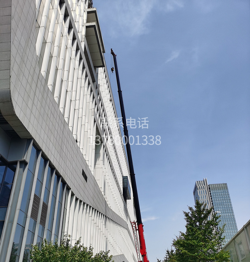 會(huì)展中心10號(hào)館欄桿扶手改造